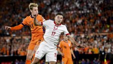 Халф на Барса заряза "лалетата"