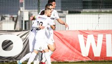 Славия размаза Царско село в мач със 7 гола + ВИДЕО