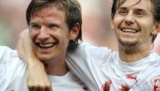 Полша защити честта си с победа