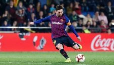 Никой не я върти като рекордьора Меси + ВИДЕО