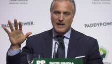 Жинола: Искам да направя ФИФА като Байерн Мюнхен