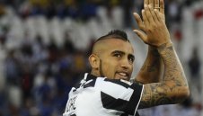 Юве продава Видал заради Бенатия