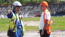 Въодушевление на "Армията": Стоичков инспектира демонтажа + ВИДЕО