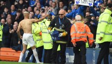 Скандален бразилец сменя Левандовски в Байерн?