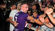 12 000 посрещнаха Рибери във Флоренция