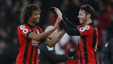 Сравняват героя на Борнемут с легендите Гулит и Райкард