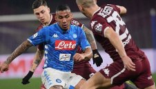 Торино спря Наполи на "Сан Паоло"