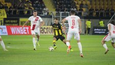 Къде ще играе? Ясно е бъдещето на Ивелин Попов