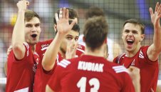 Полша изхвърли Русия на световното по волейбол