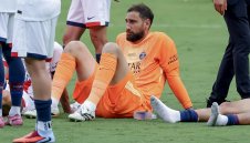 Гладна кокошка просо сънува: Юнайтед мечтае за Донарума