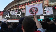 В Англия: Арсенал се продава въпреки позицията на ръководството