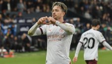 Шапкарите измъчиха Сити, но гражданите с шеметен обрат за 3 минути