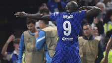 Не си пантера! Киселата котка Лукаку си заби голям автогол