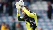 Шотландците защитиха "грешника" Маршал