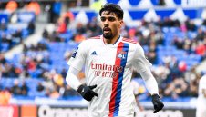 Чуковете атакуват и халф на Хлапетата