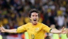 Кюъл под въпрос за мача с Италия