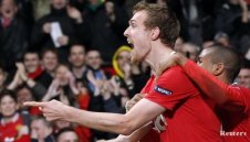 Дарън Флетчър пропуска старта на сезона