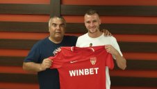 Бивш на Левски ще спасява кариерата си в Царско село