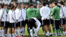 Йоги Льов позволи на играчите си жени, алкохол, цигари и Туитър