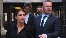 Руни каза защо пое точно Плимут