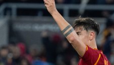 Рома държи Дибала в "нищото"