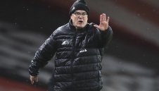 Мачовете по телевизията днес, 19 февруари