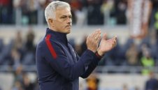 Моу напира за свой любим „червен дявол“