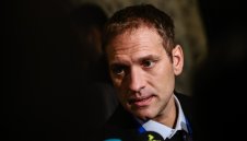 Стилиян Петров към Боби Михайлов: Ще се справиш