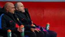 Иниеста започнал да мисли за китайските милиони