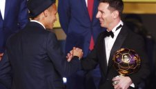 Неймар разкри тайната: Меси е от друга планета