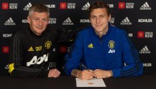 ОФИЦИАЛНО: Юнайтед с още един ключов ход, преподписа и с Линдельоф