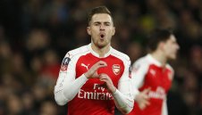 Арсенал се поизмъчи, но обърна Съндърланд с 3:1