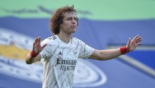 И Давид Луис гледа към Босфора