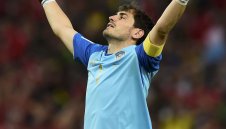 Касияс: Смяна на поколенията не е решението