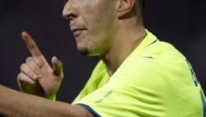 Юнайтед все по-близо до Бензема