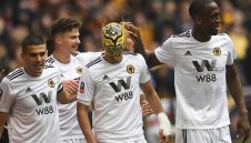 Куриоз: Уулвърхямптън се обяви за шампион във Висшата лига