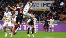 Шоу на "Сан Сиро"! Ибра се завърна при победа на Милан от 0:2