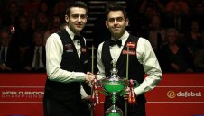 Ракетата поведе на Марк Селби в мача за титлата