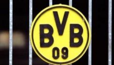 Борусия Дортмунд намалява загубите