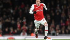 Приятно! Йозил прибрал 15,2 милиона за гол и  8700 за минута игра през сезона