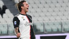 Пирло сменя позицията на Бернардески в Юве