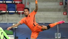 Рома засили Клуиверт към Ница