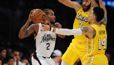 Клипърс пак взе битката за Лос Анджелис с Лейкърс