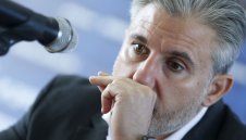 ОФИЦИАЛНО: Левски води преговори за голям спонсор от чужбина 