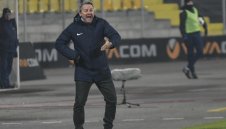 Стоянович ще води Левски и Латвия едновременно? 