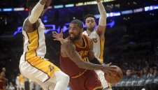 Кливланд едвам се измъкна в Ел Ей