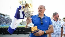 Кокала култов: Левски трябваше да измине пътя на "червените" прасенца