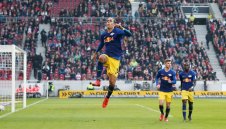 "Биковете" намушкаха швабите и са на точка от челната тройка