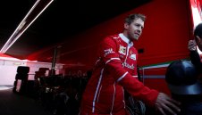 Фетел не е част от плановете на Мерцедес