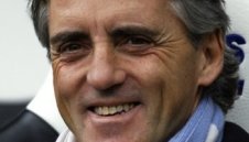 Манчини: Ще е по-трудно да защитим титлата си